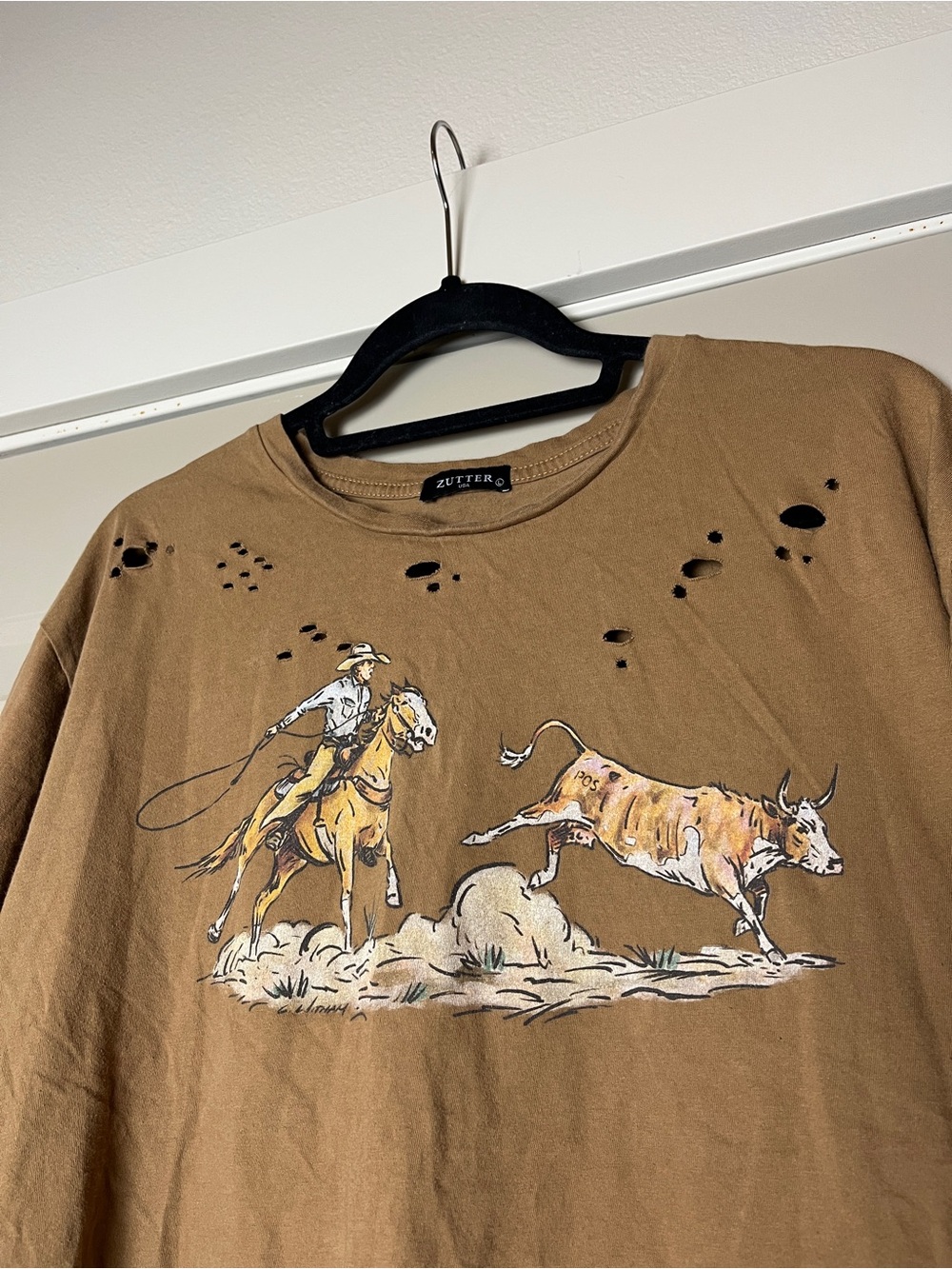 Women’s Distressed Western T-Shirt - Picture 2 of 5